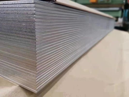 304l 316l الفولاذ المقاوم للصدأ المدرفلة على البارد لوحة 2 ب إنهاء لماشينج البناء
